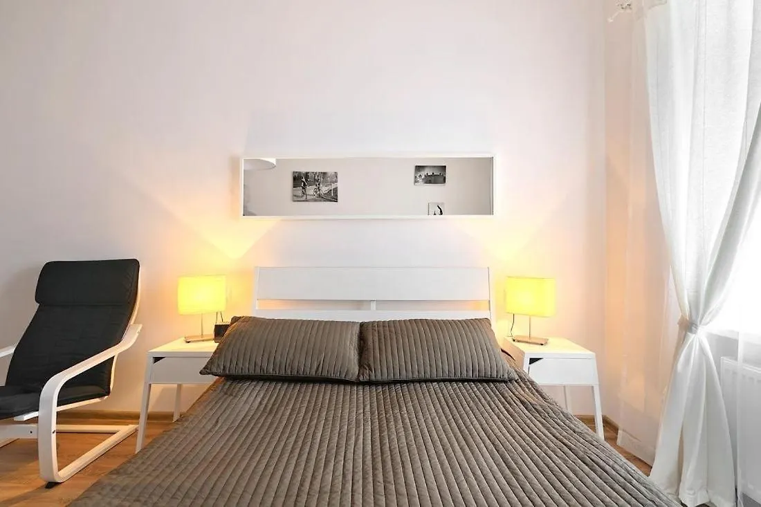 Cosy Apartment contacts